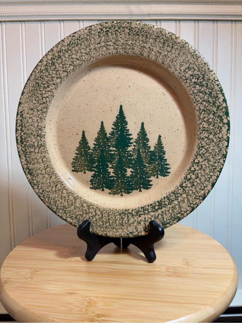 Three Rivers Pottery Winter Pines Dinner Plate,Vtg Spongeware Tree Cabin Decor